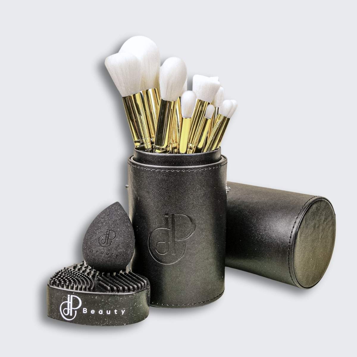 Diamond in the Rough 18pc Eye & Face Brush Set - CJP Beauty
