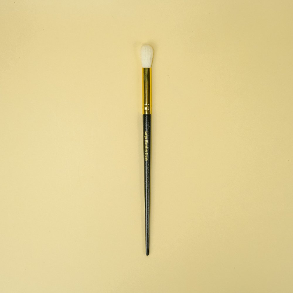 Large Blending Brush - CJP Beauty